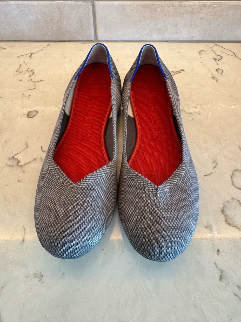 Rothy’s Comfort Mesh Rounded Toe Ballet Flats - Gray with Red Insole Sz 12